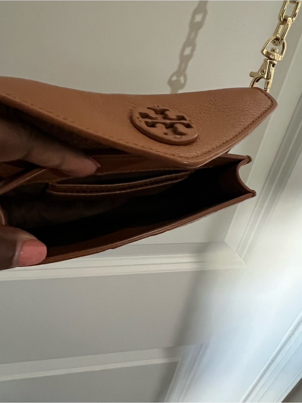 Tory Burch Brown Pebbled Leather Chain Crossbody - Picture 4 of 5